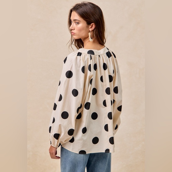 Polka Dot Exaggerated Balloon Sleeves Blouse - Picture 3 of 10